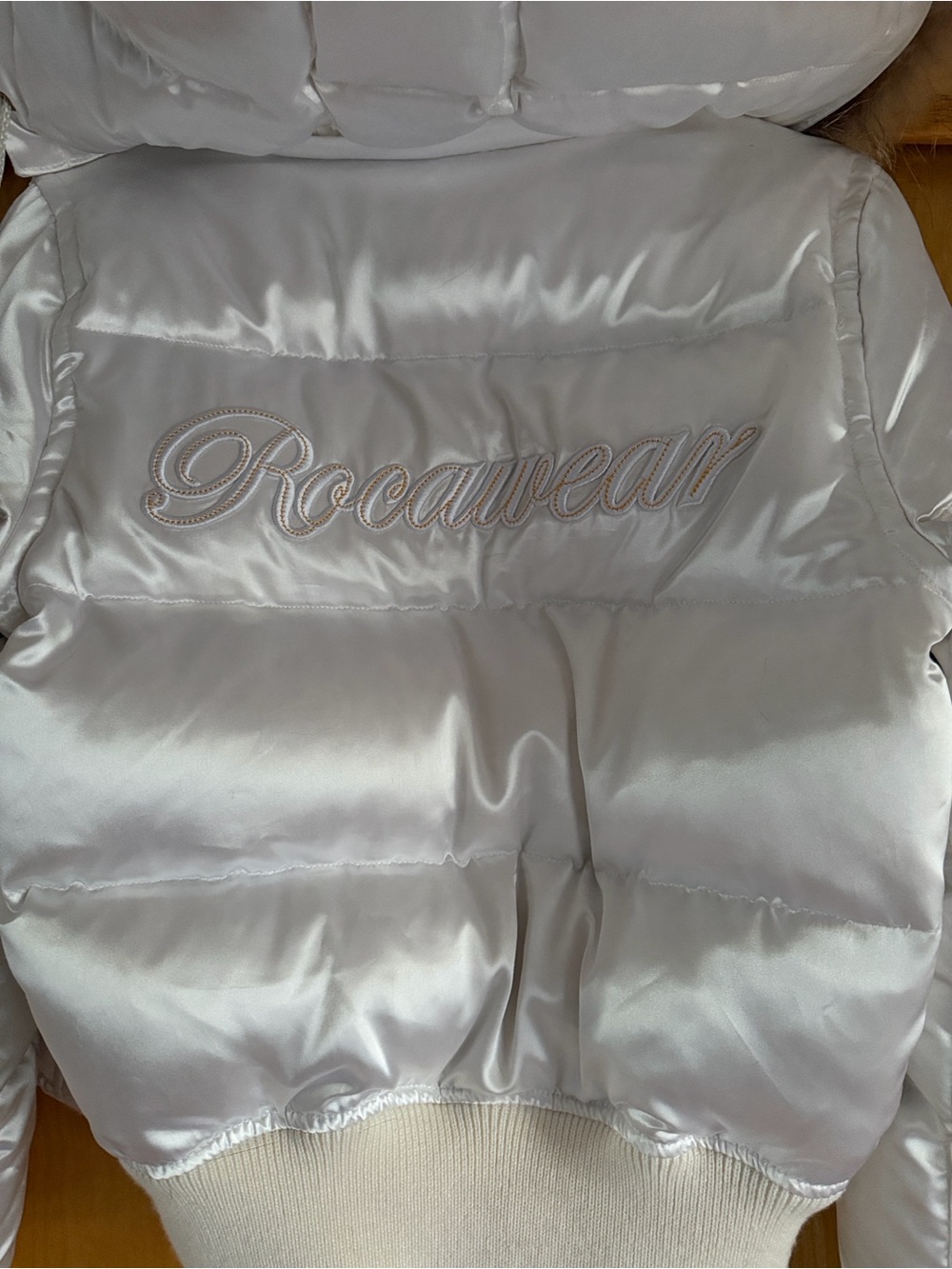 Vintage Y2K Rocawear White Puffer Jacket with Faux Fur Pom-Poms - Picture 4 of 6